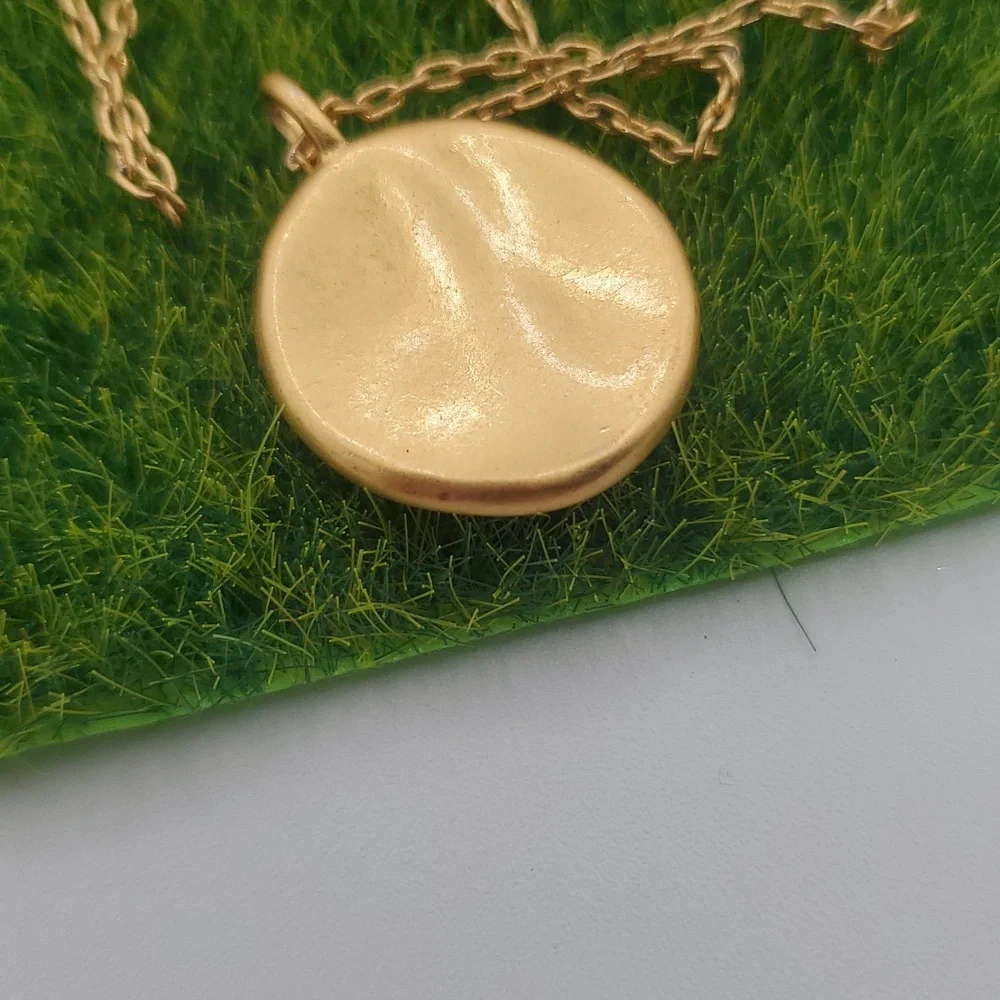 Madewell Classic Gold Tone Circle Round Necklace 22 Inch N3804 - Picture 3 of 4